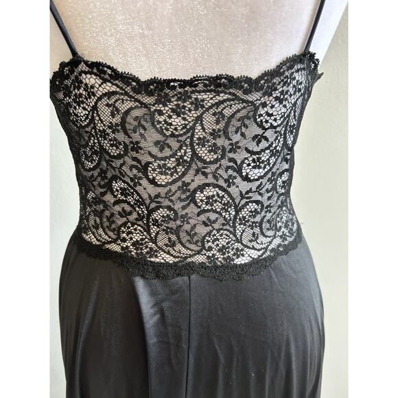 VTG 70s Nightgown Black Lace Bodice Long Maxi Glam Whimsygoth Romantic Flowy USA - Picture 13 of 16